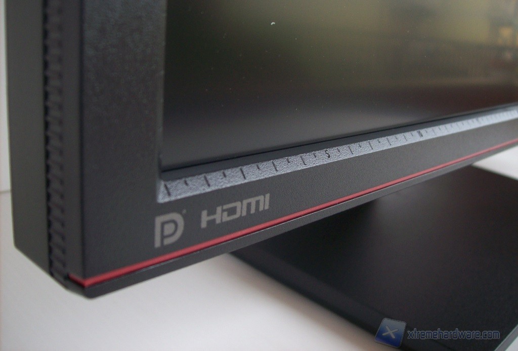 Monitor 04
