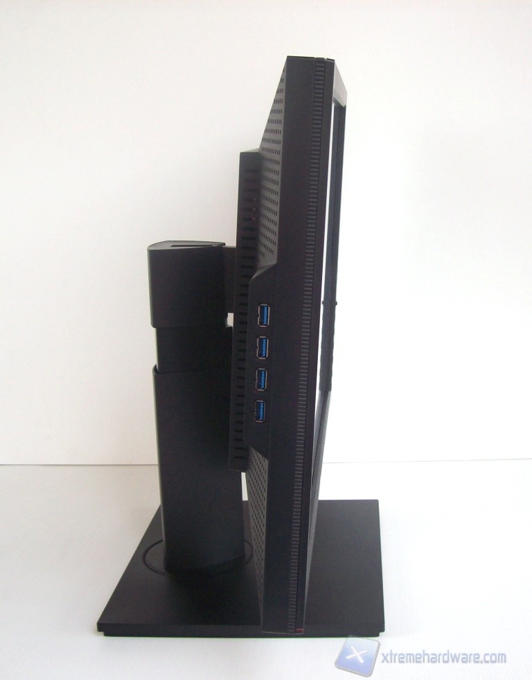 Monitor 11